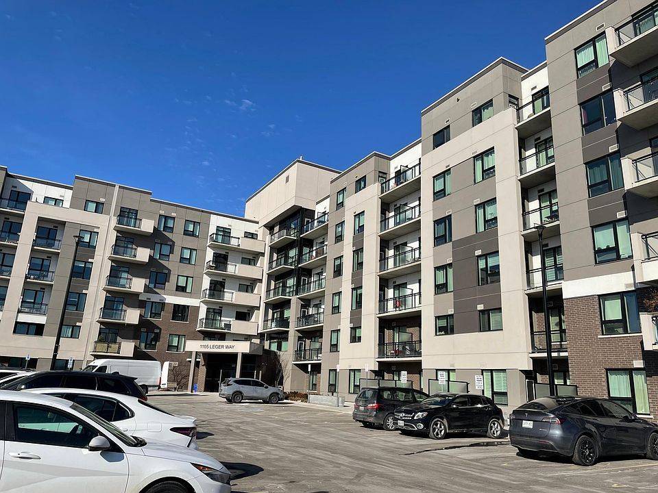 Milton, ON L9E 1K7,1105 Leger WAY #236