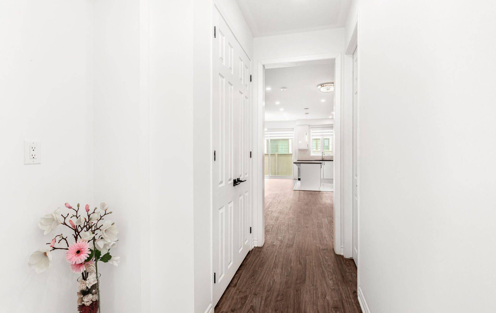 Milton, ON L9T 1W5,539 Bellflower CT