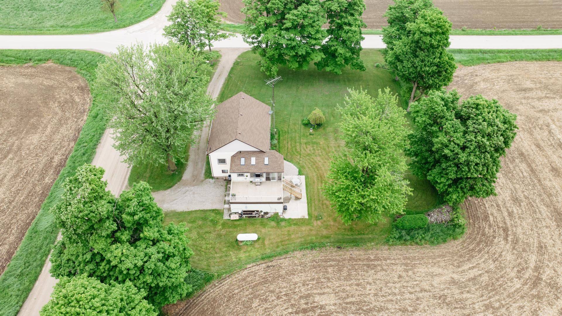 Huron East, ON N0K 1W0,42403 Bridge RD
