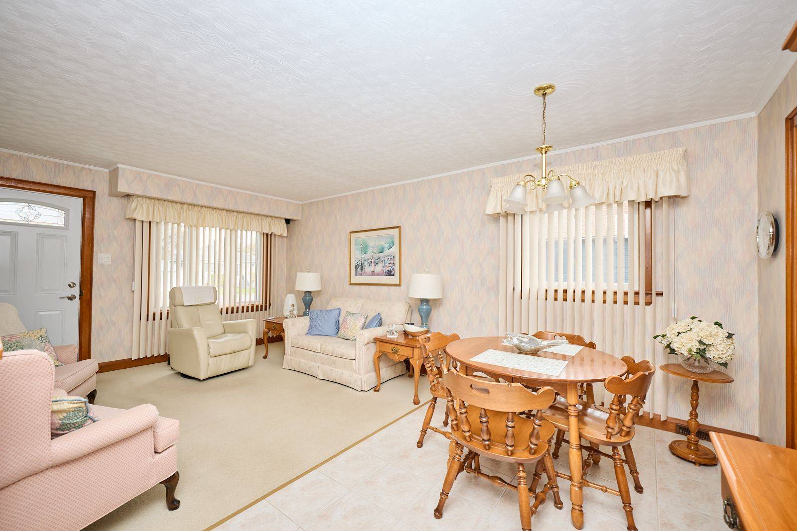 Port Colborne, ON L3K 2P3,364 Sugarloaf ST