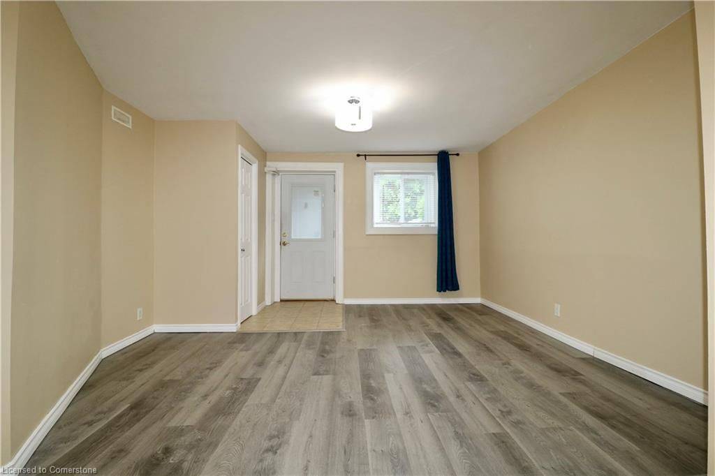 Hamilton, ON L8L 5C2,66 West AVE N #Lower Unit