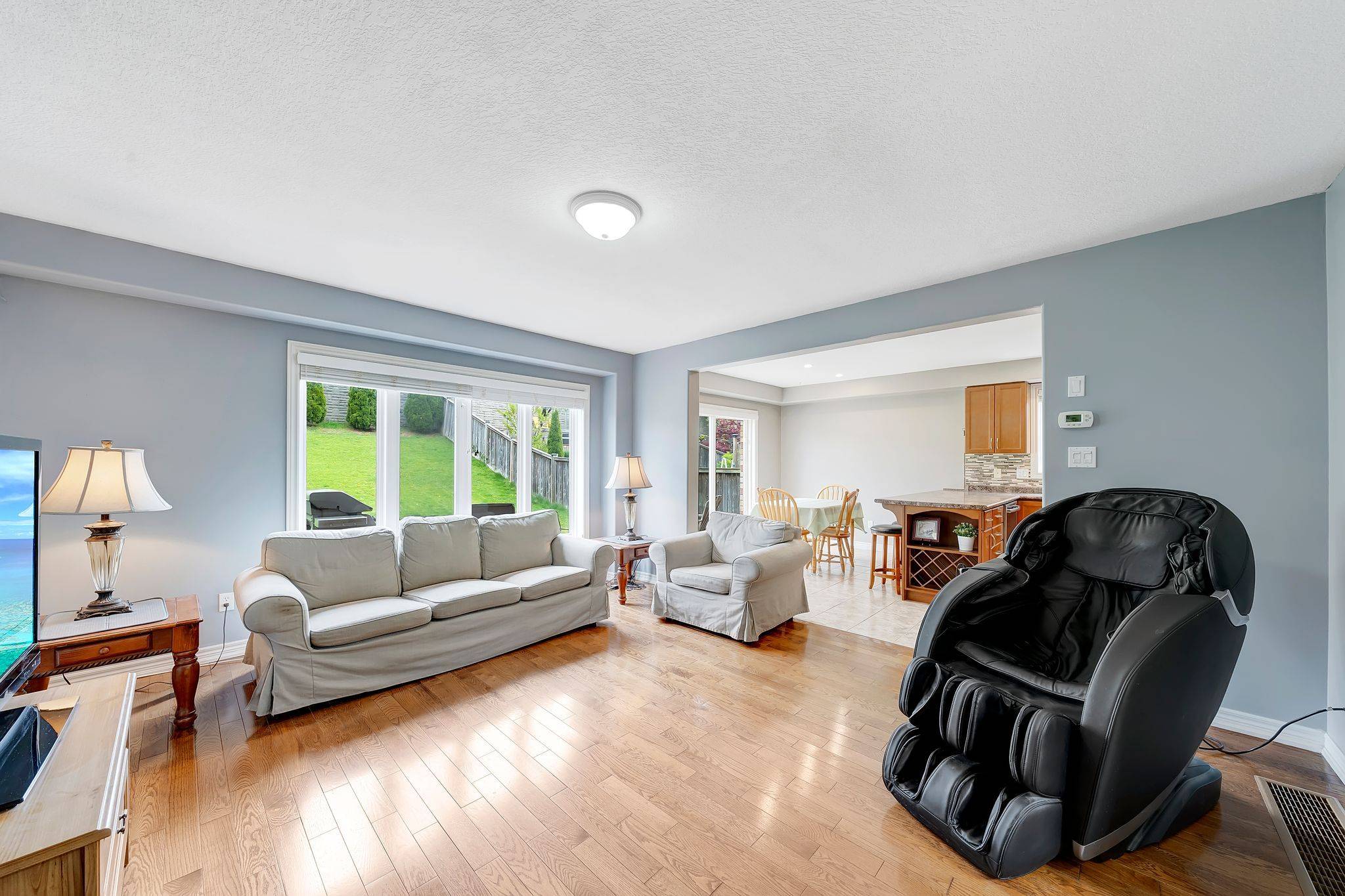 Grimsby, ON L3M 5T5,33 Plum Tree LN
