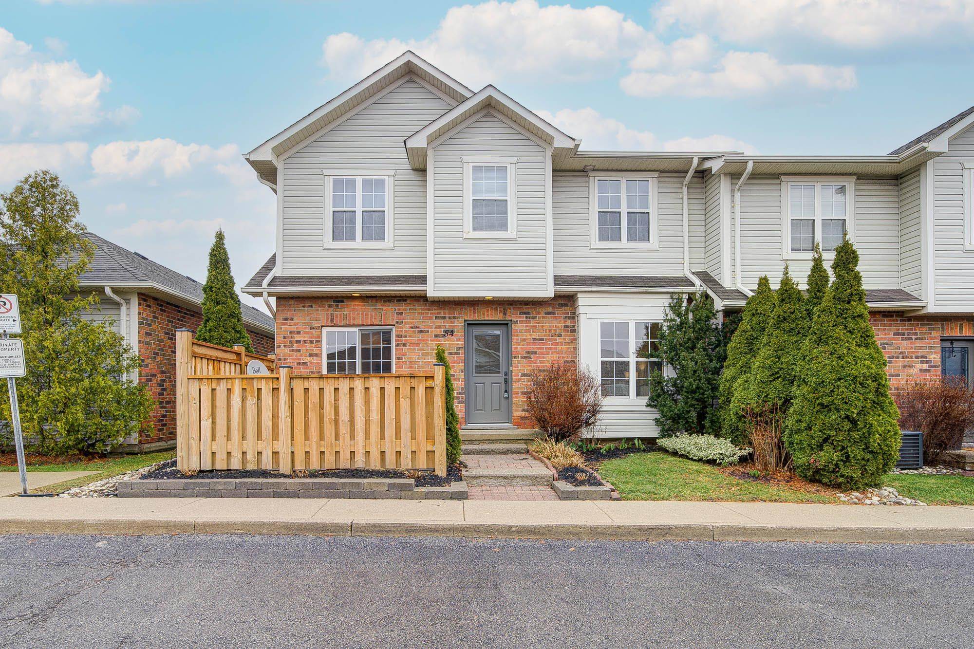 1085 Harrogate DR #54, Hamilton, ON L9K 1R2