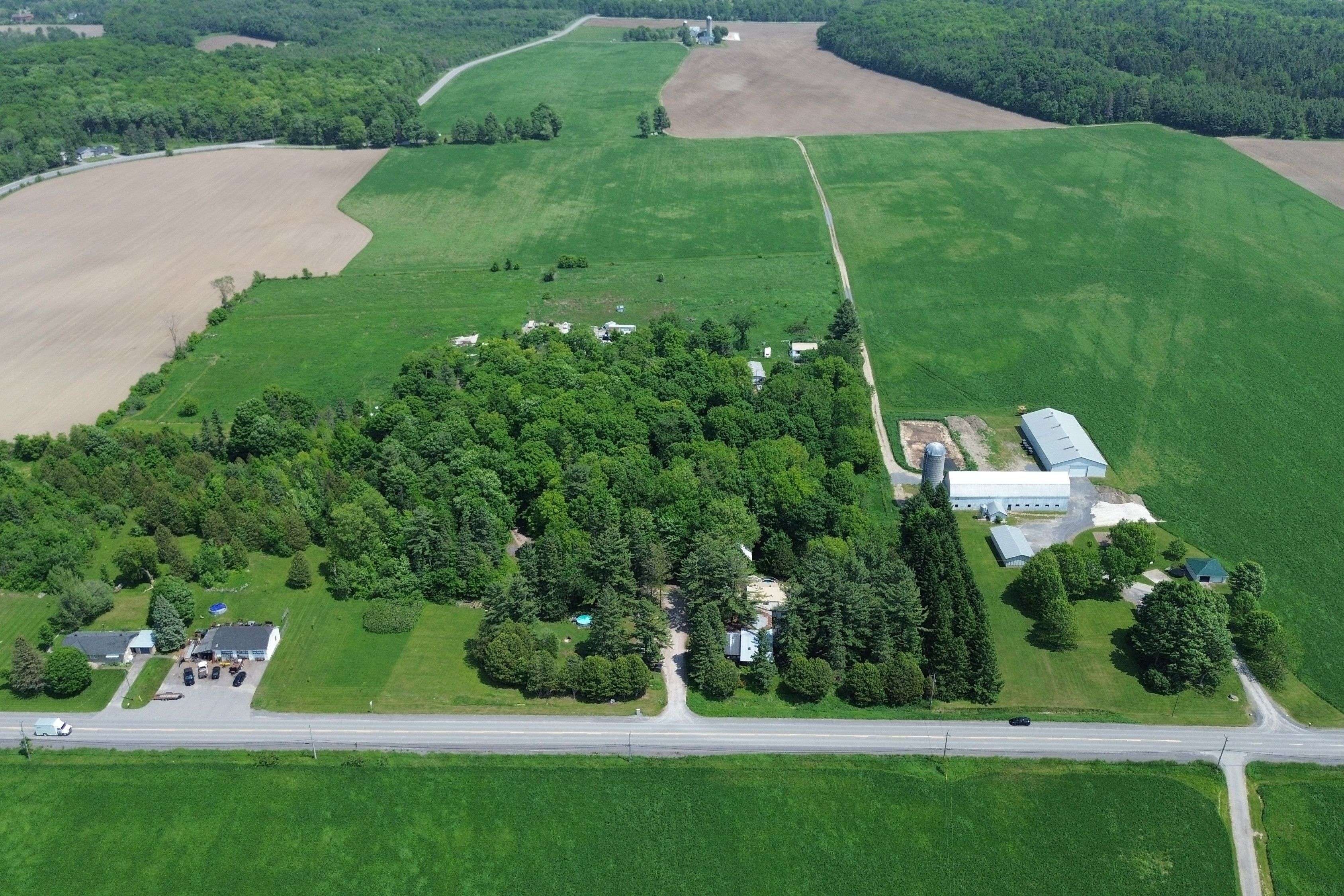 1675 Dunning RD, Orleans - Cumberland And Area, ON K4C 1L7