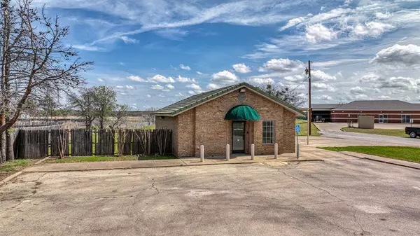 Millsap, TX 76066,107 Fannin Street
