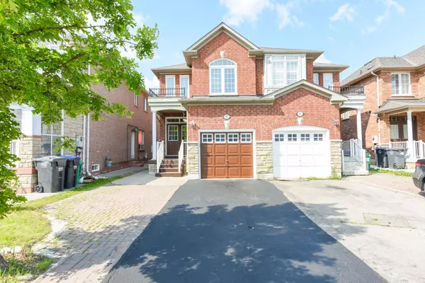 Brampton, ON L6P 1R1,82 Rubysilver DR