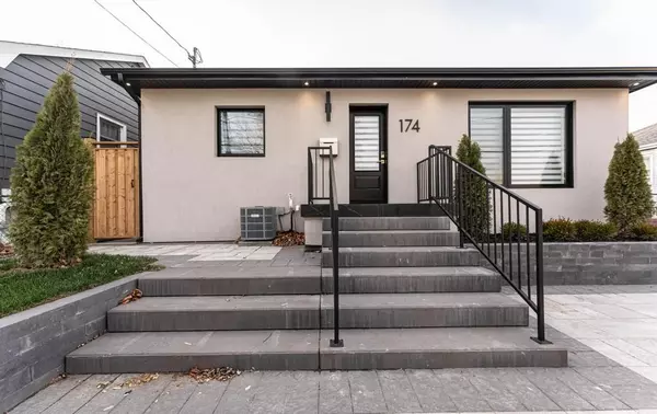 Hamilton, ON L8E 1S5,174 ROXBOROUGH AVE