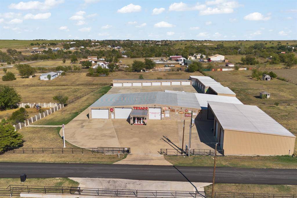 Joshua, TX 76058,9900 2nd Street