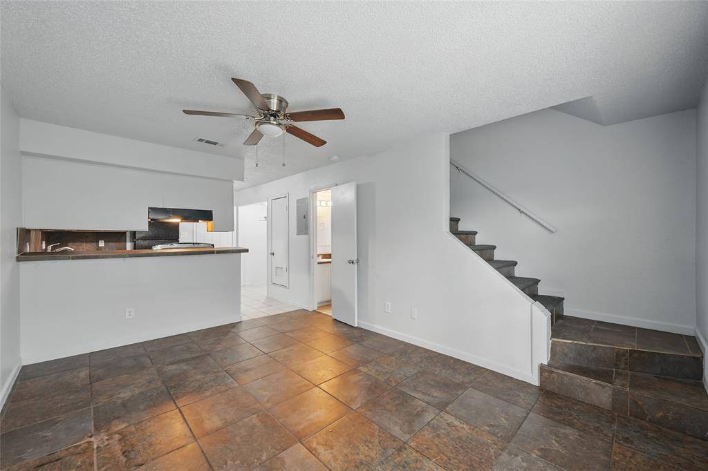 Fort Worth, TX 76119,4923 Miller Avenue