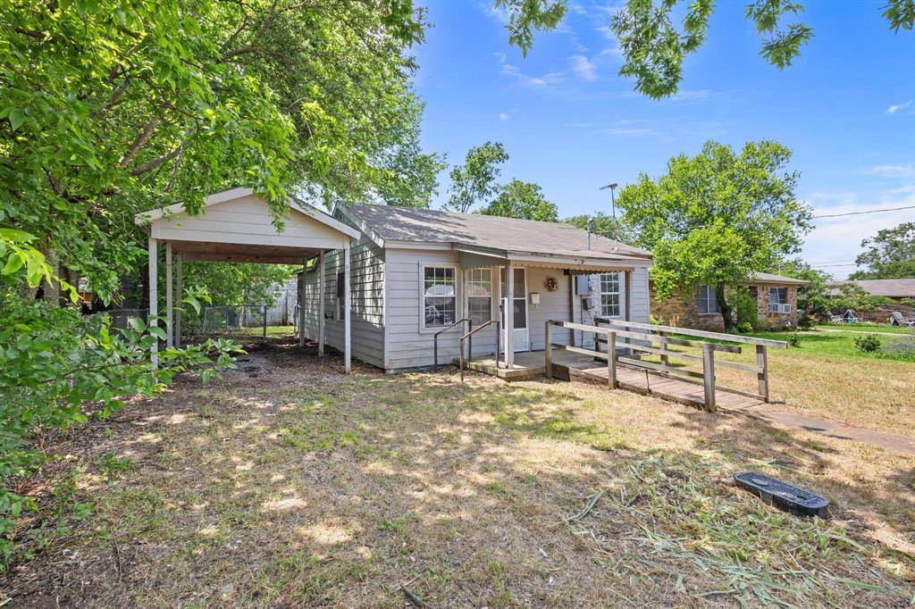 Whitesboro, TX 76273,502 Water Street