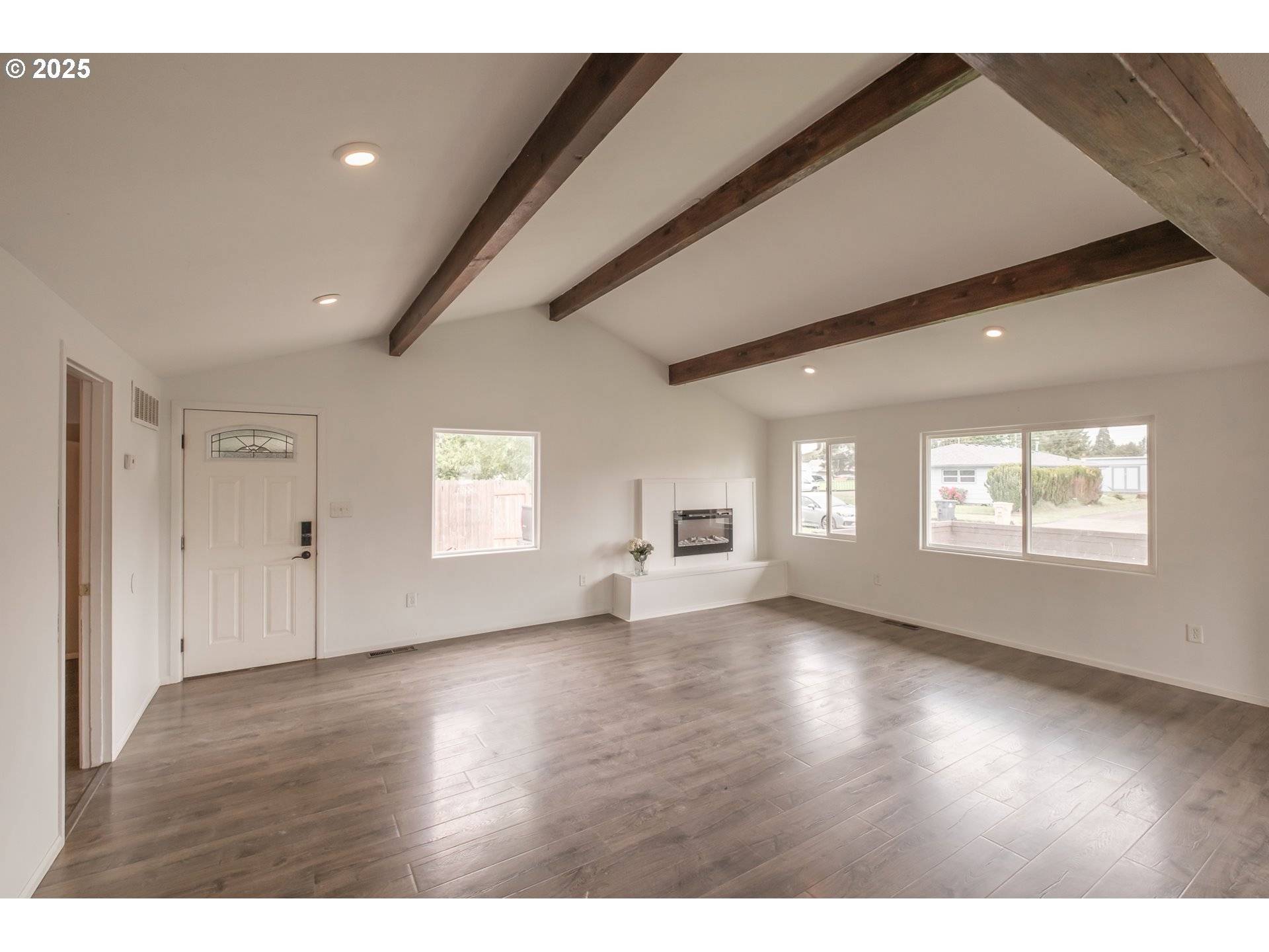 Lebanon, OR 97355,535 W A ST