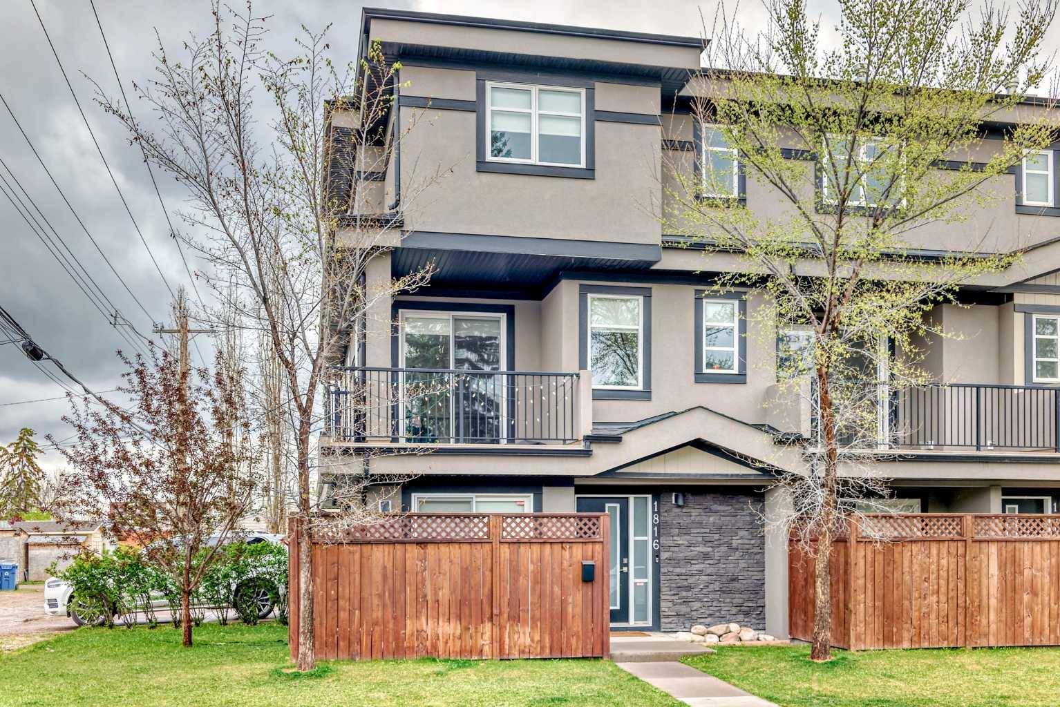 1816 47 ST NW, Calgary, AB T3B 0P5
