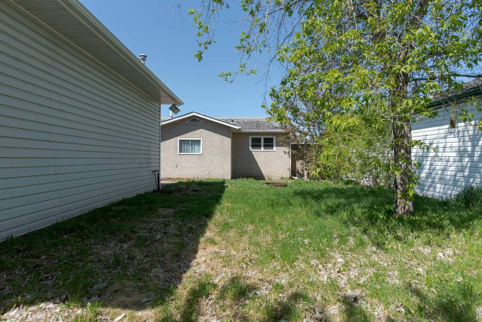 Fort Mcmurray, AB T9H 4L6,157 Wolverine DR