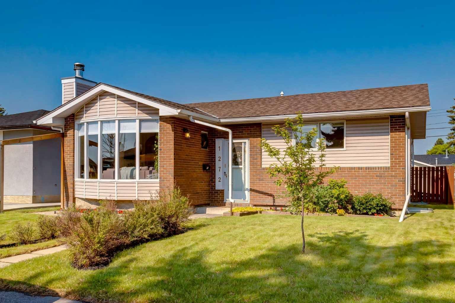 1272 Penedo CRES Southeast, Calgary, AB T2A 3N6