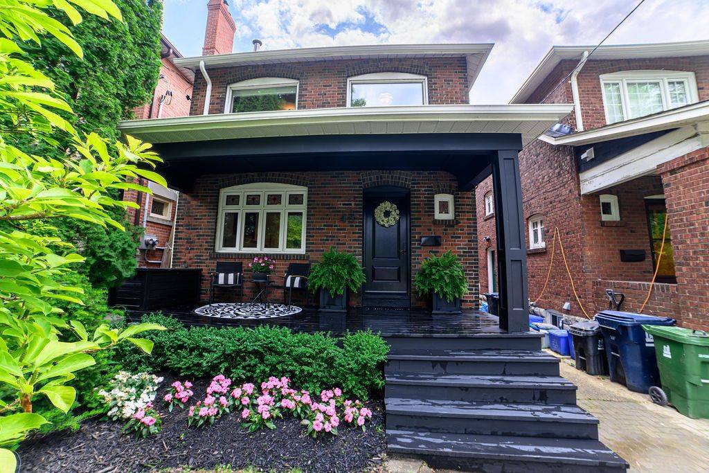 Toronto C10, ON M4S 1P9,43 Manor RD E