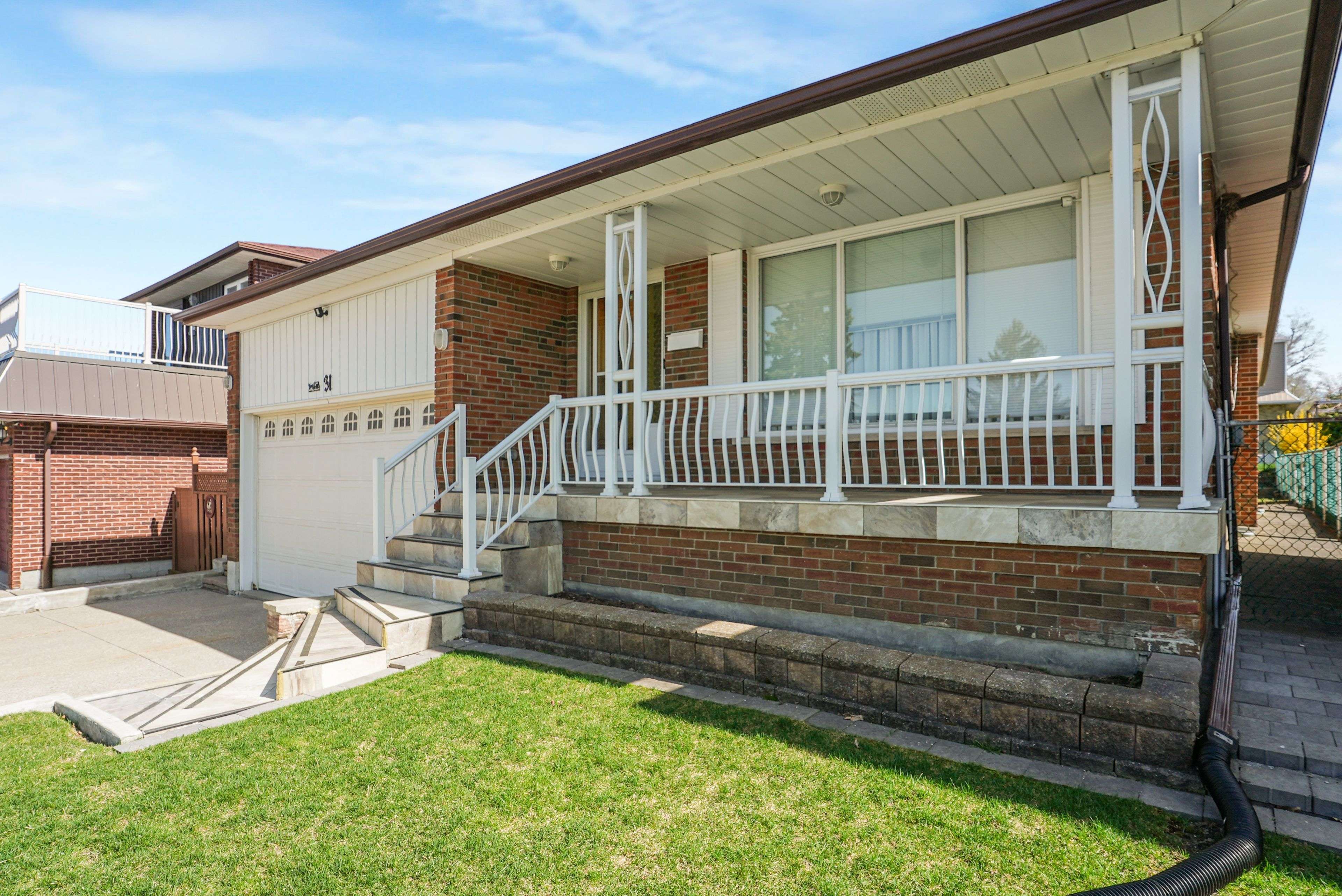 Toronto E05, ON M1T 1V8,31 Scarden AVE