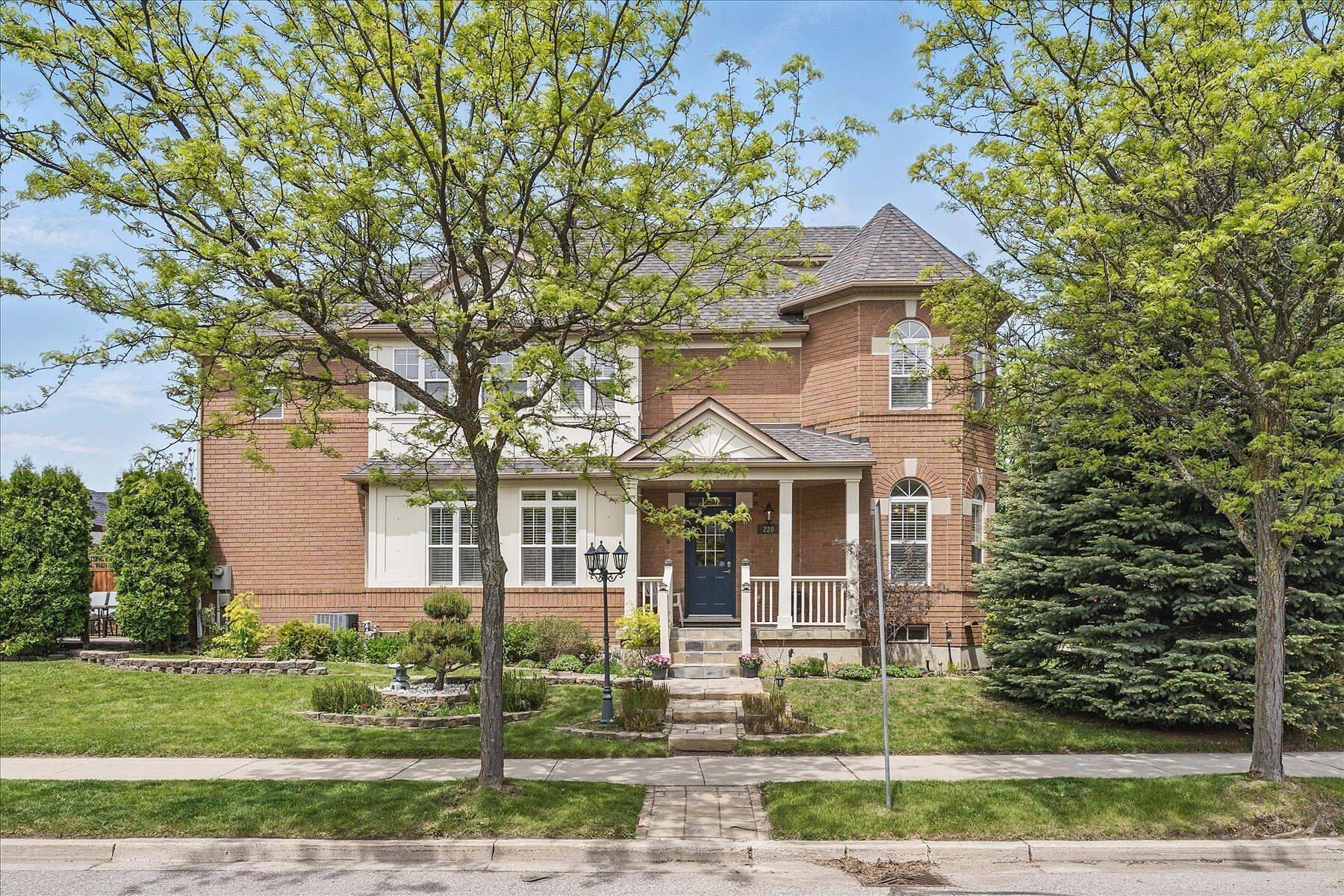 Markham, ON L6B 1C6,220 Walkerville RD
