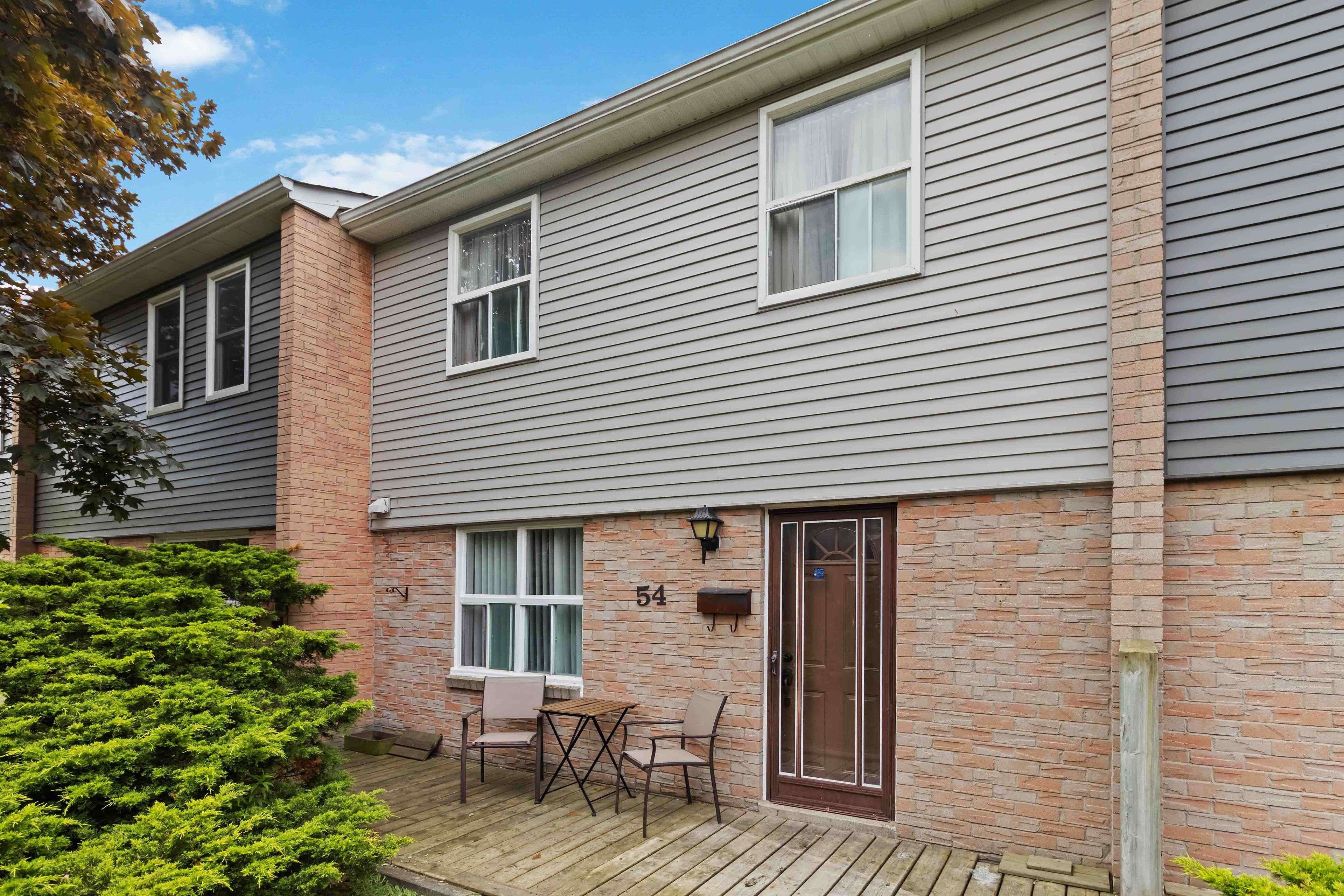 Mississauga, ON L5H 3V1,1050 Shawnmarr RD #54