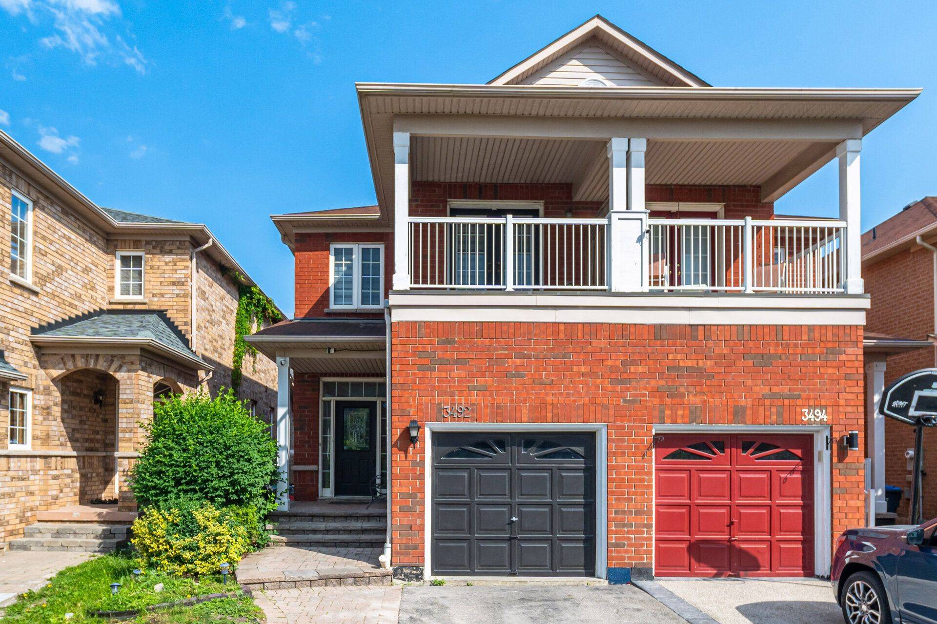 Mississauga, ON L5M 7E3,3492 Fountain Park AVE W