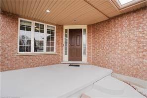 Cambridge, ON N1T 1Z8,76 Country Club DR