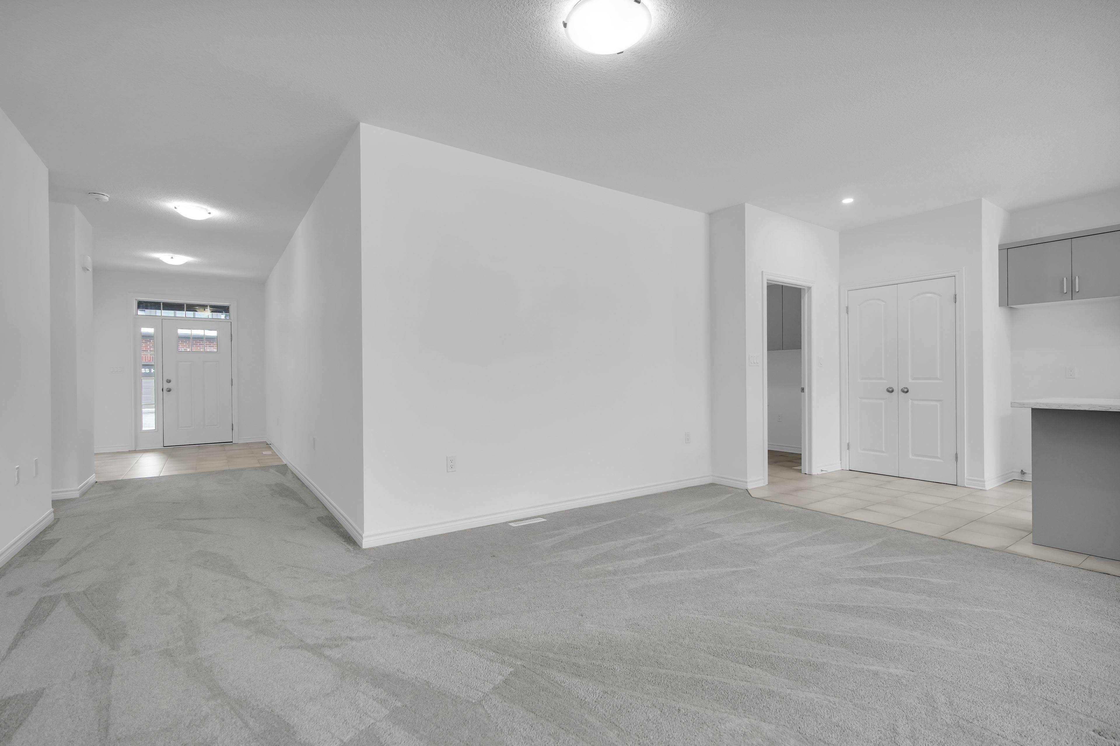 London South, ON N6K 0K2,1080 Upperpoint AVE #23