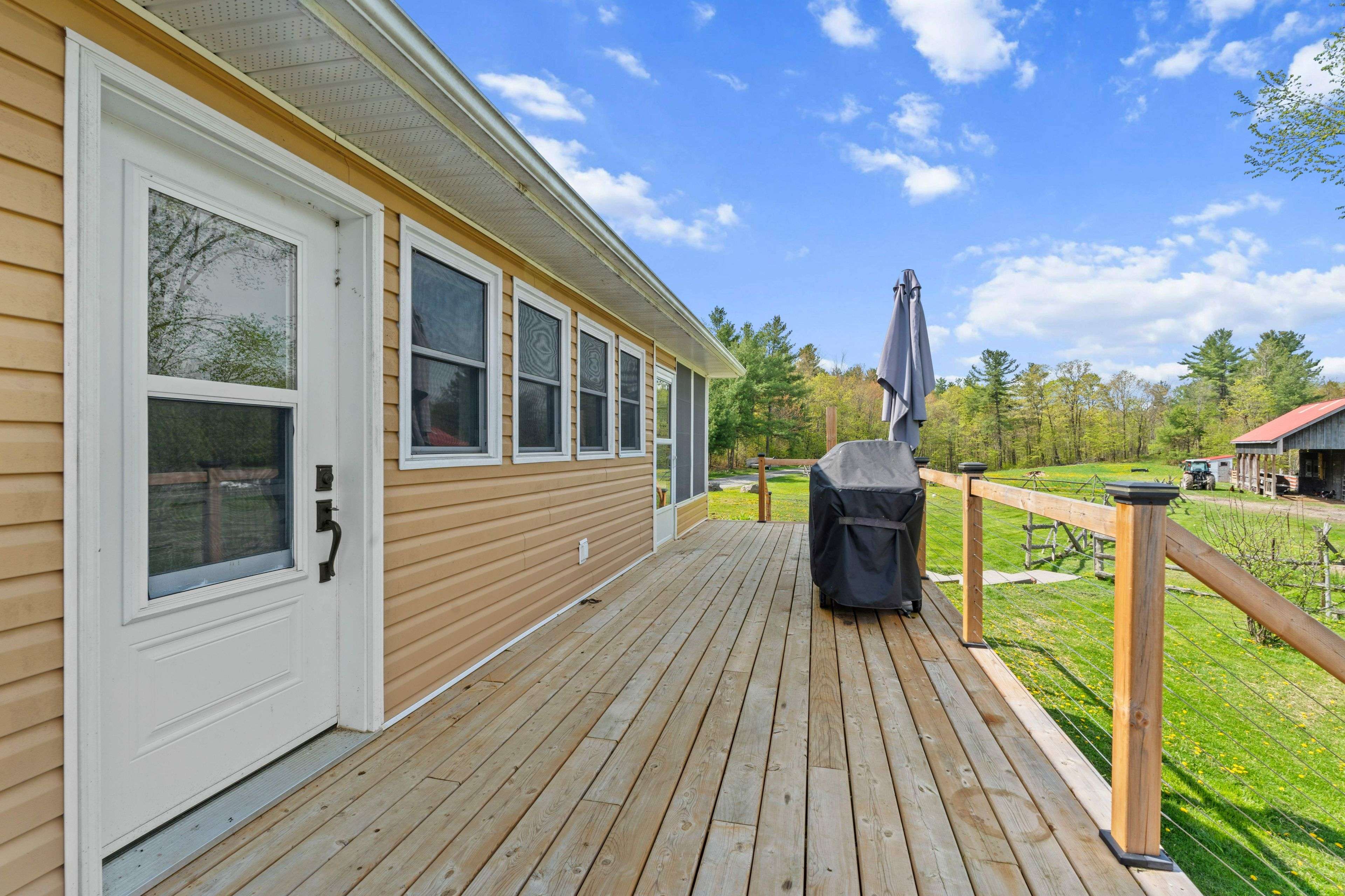 Frontenac, ON K0G 1E0,36 TRAVERSE LAKE LN