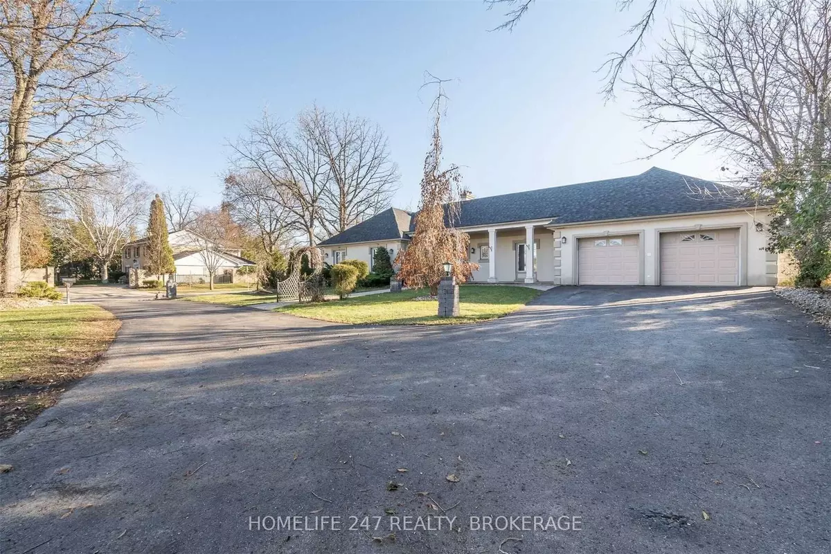 London South, ON N6C 2S9,137 COMMISSIONERS RD E