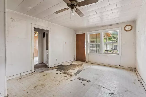 Whitesboro, TX 76273,502 Water Street