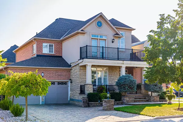 40 Delrosa WAY,  Hamilton,  ON L8E 6E5