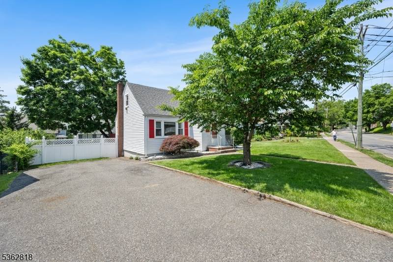 Ridgefield Park Village, NJ 07660,120 Main St