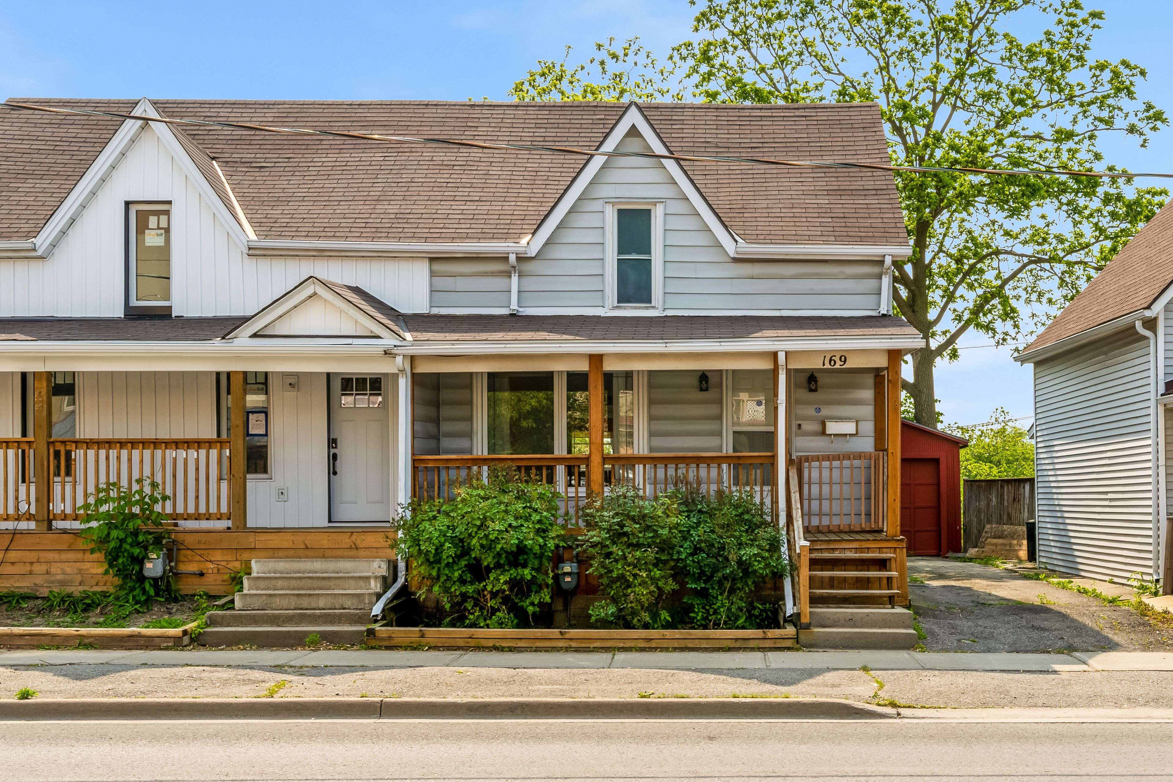 169 King ST, Welland, ON L3B 3J4