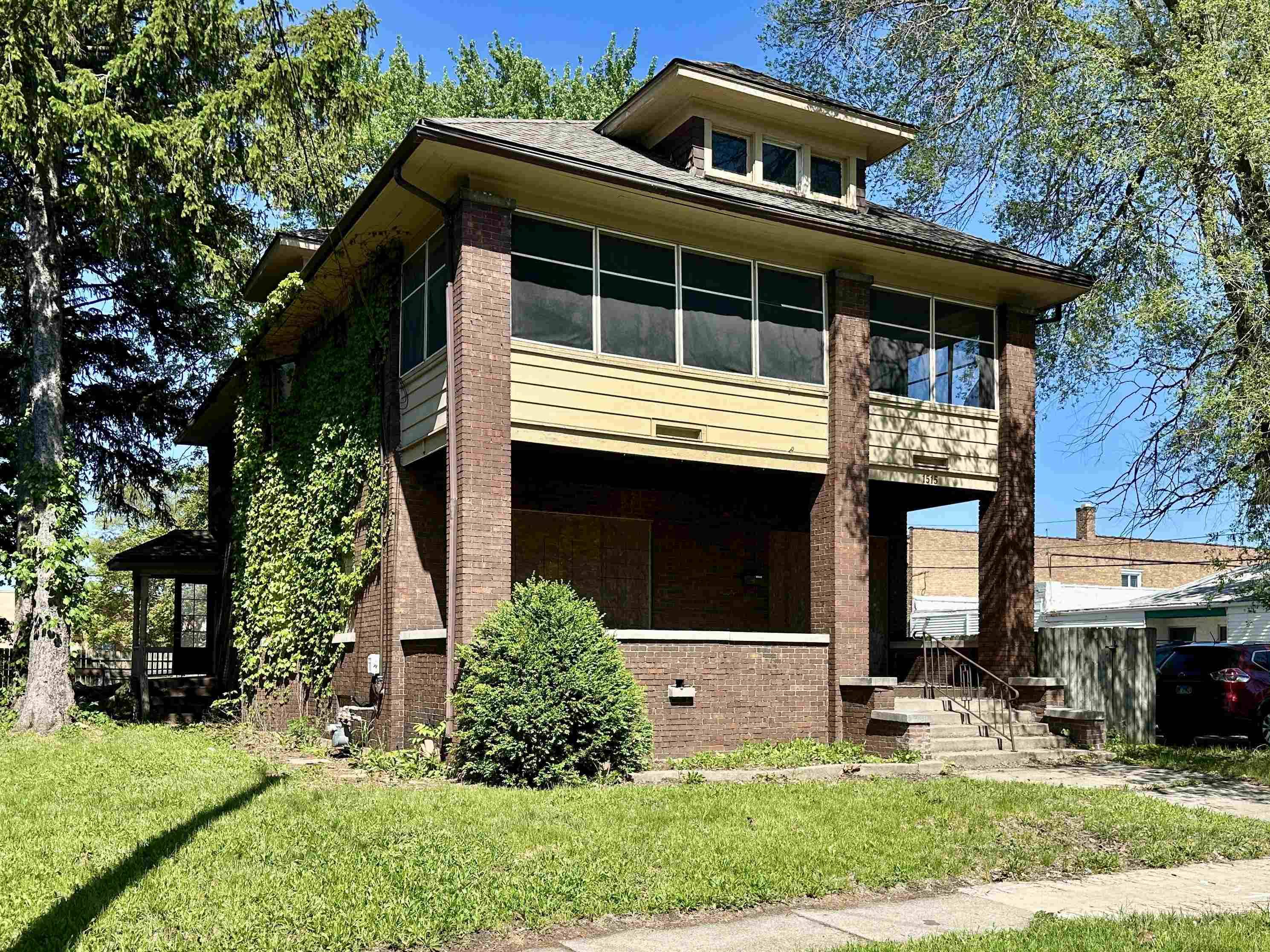 1515 10TH Street, Rockford, IL 61104