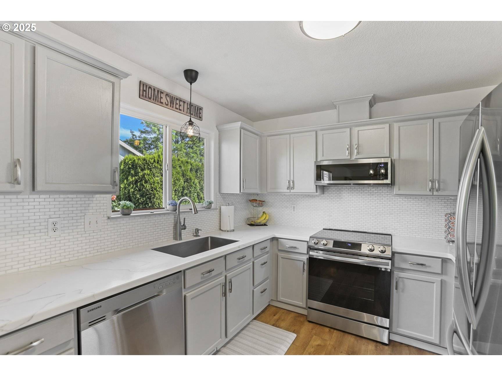 Scappoose, OR 97056,34361 NE RAENNA LN