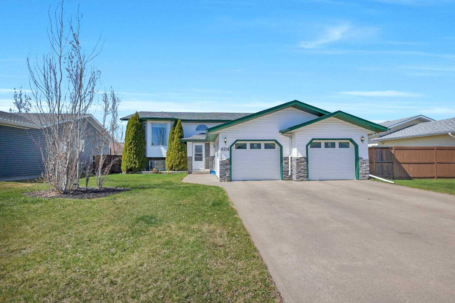 4114 65a ST, Stettler, AB T0C 2L0