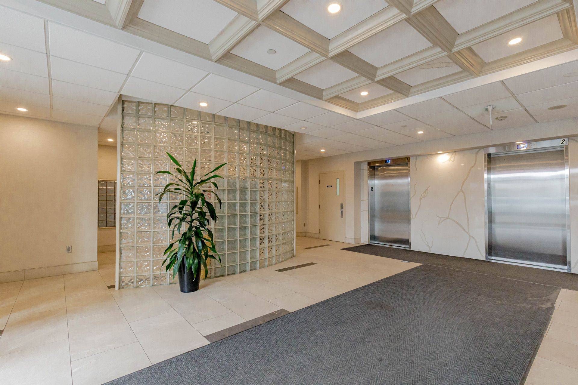 Toronto E04, ON M1P 4Z4,1470 Midland AVE #511
