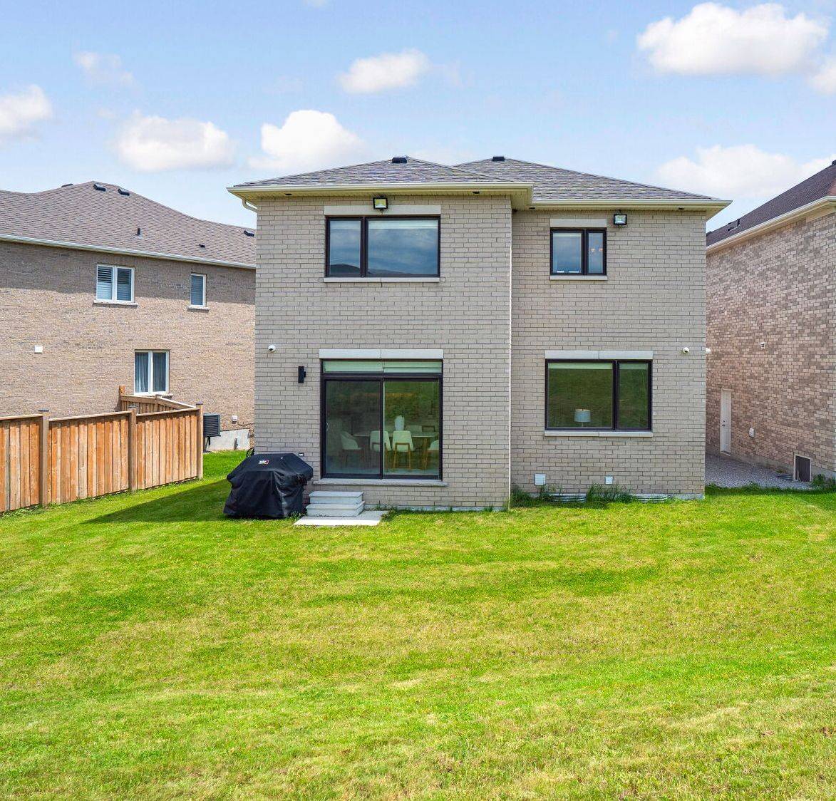 Pickering, ON L1V 2P8,1219 Cactus CRES SW