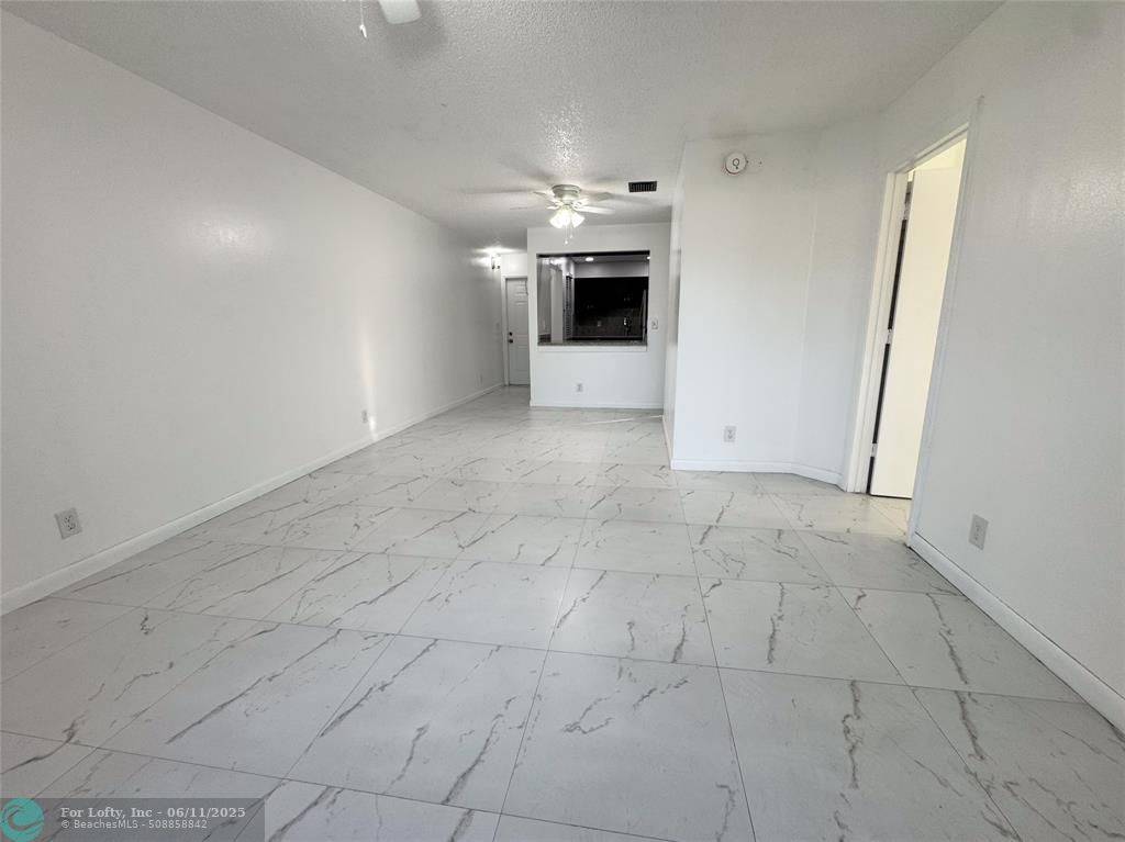 Coral Springs, FL 33065,10687 Royal Palm Blvd