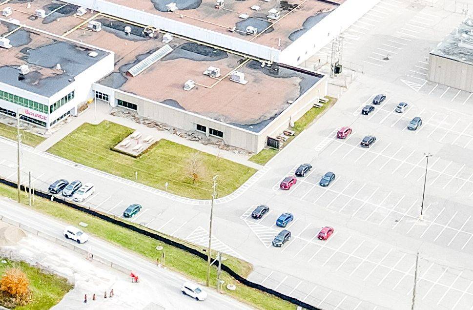 Barrie, ON L4N 8X9,279 Bayview DR #H