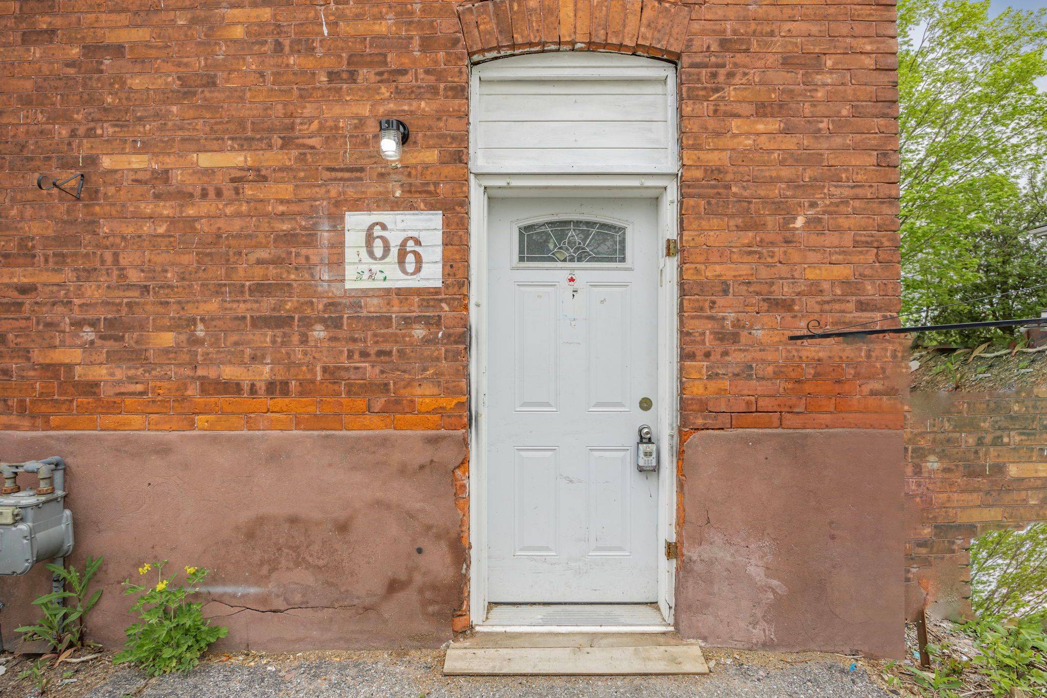 Orillia, ON L3V 4W5,66 Matchedash ST S