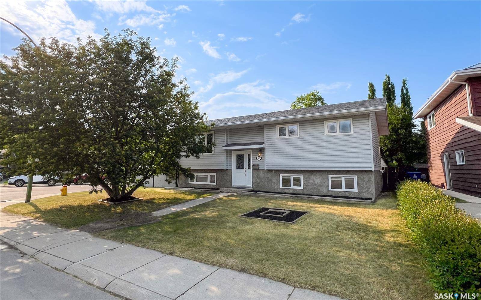 602 Tobin WAY, Saskatoon, SK S7K 4P2