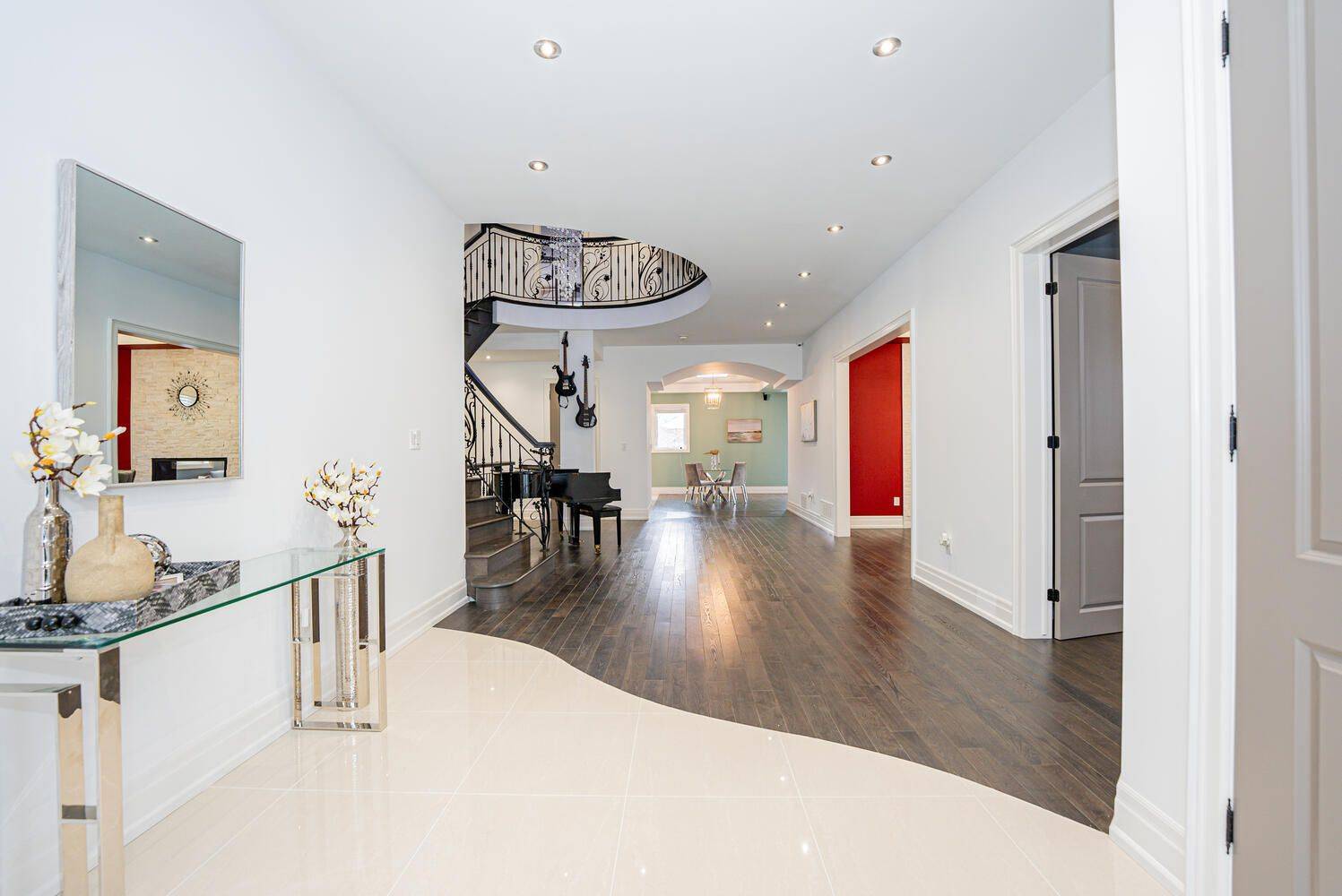 Brampton, ON L6W 1Y7,23 Hillcrest AVE