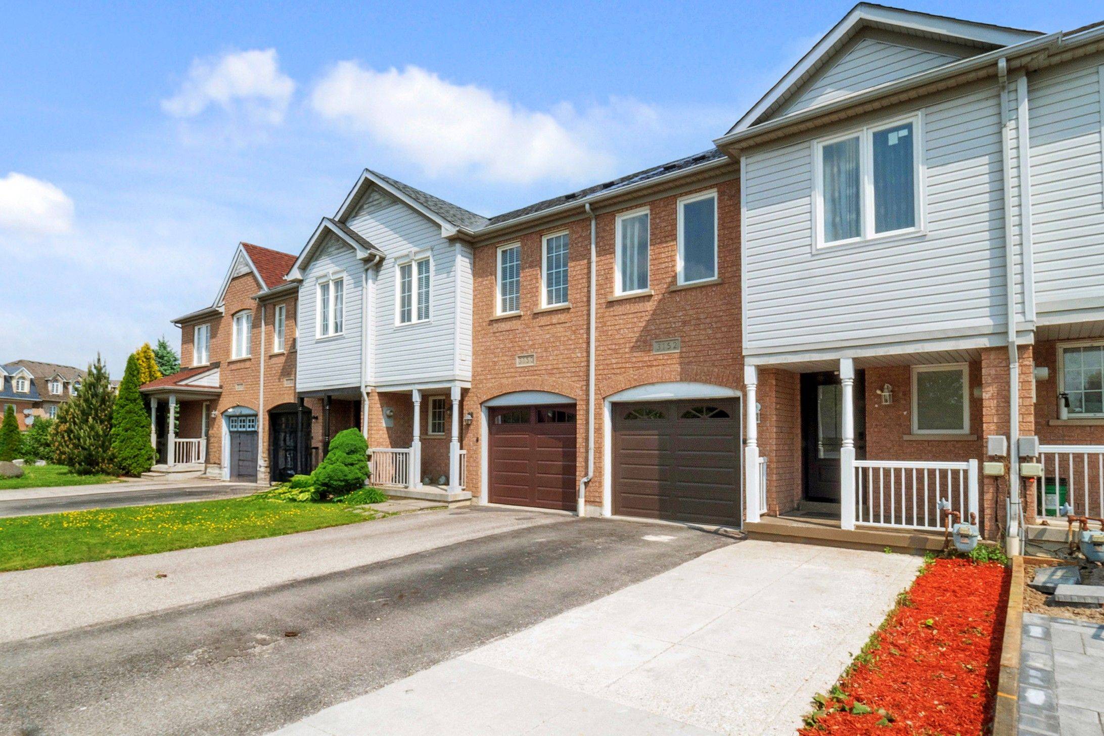 Mississauga, ON L5M 7R5,3152 Angel Pass DR