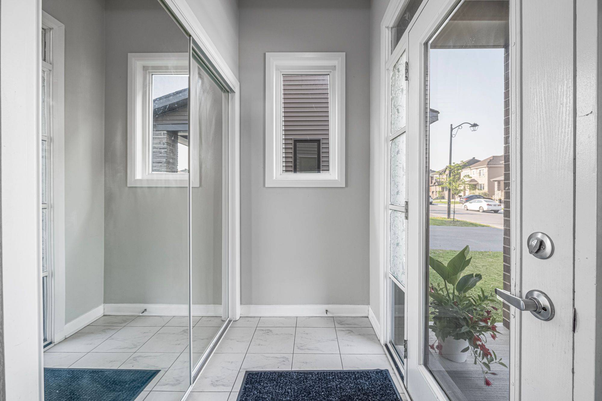 Barrhaven, ON K2J 6Z7,646 HAMSA ST
