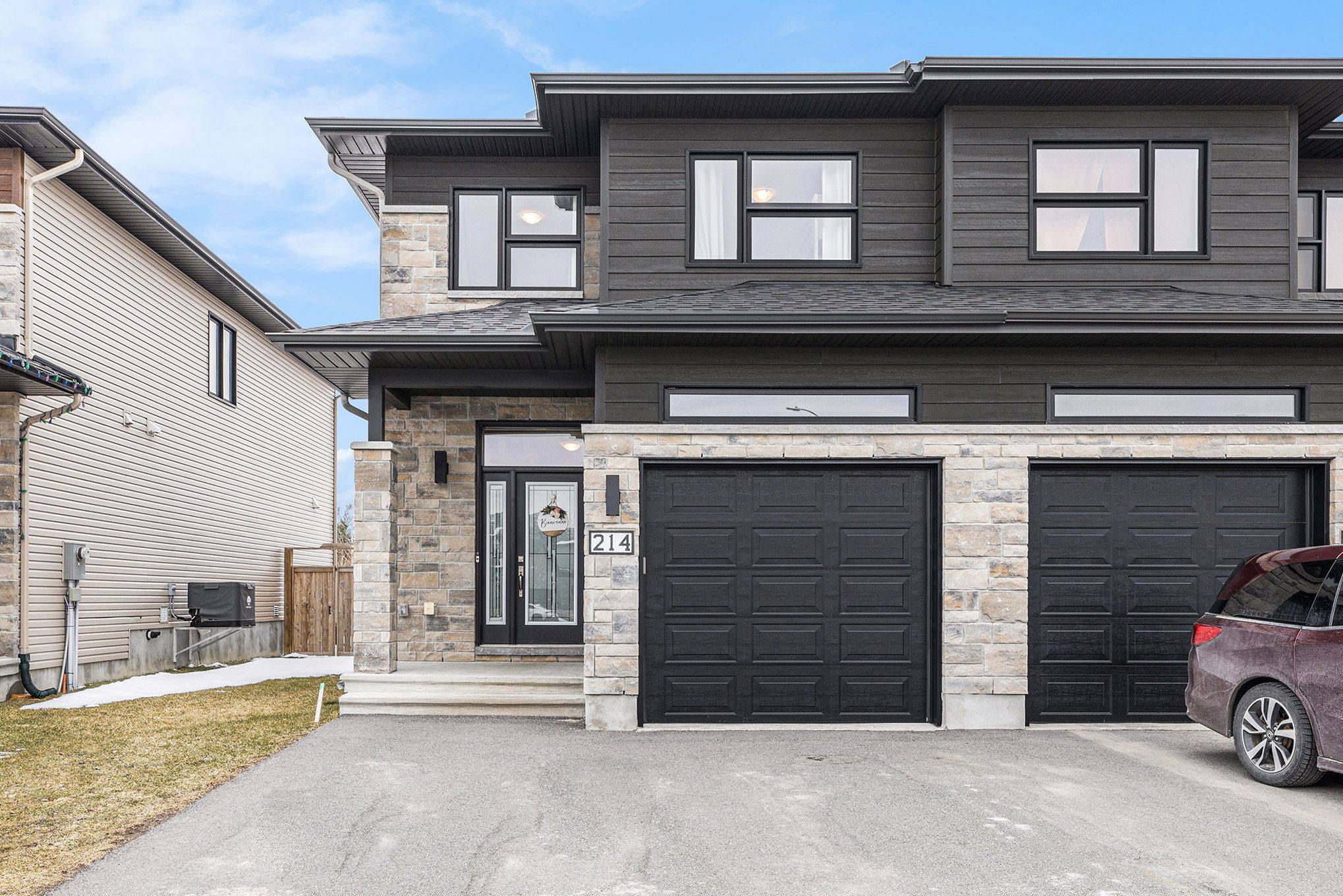 Casselman, ON K0A 1M0,214 Argile ST