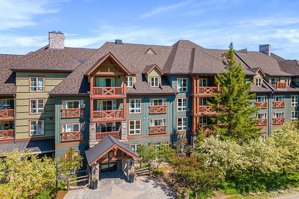 Blue Mountains, ON L9Y 0V2,152 Jozo Weider BLVD #326