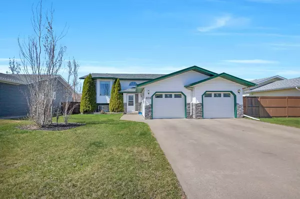 4114 65a ST, Stettler, AB T0C 2L0
