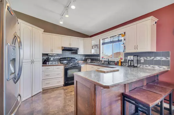 Stettler, AB T0C 2L0,4114 65a ST