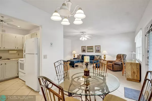 Deerfield Beach, FL 33442,206 Tilford J #206