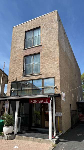 1626 Weston RD, Toronto W04, ON M9N 1T9