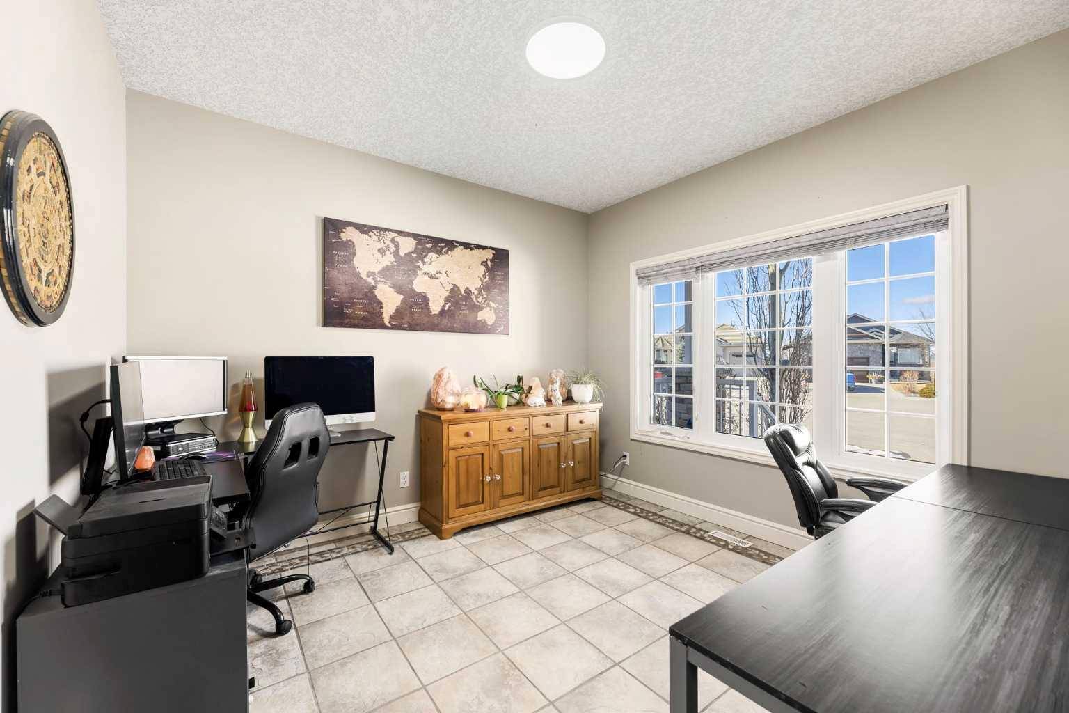Cochrane, AB T4C 1W8,171 Sunterra Ridge PL